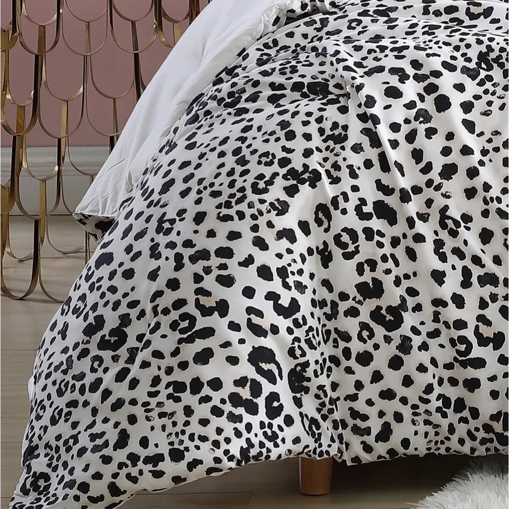 Betsey Johnson Water Leopard Duvet Cover Set, Twin NWT